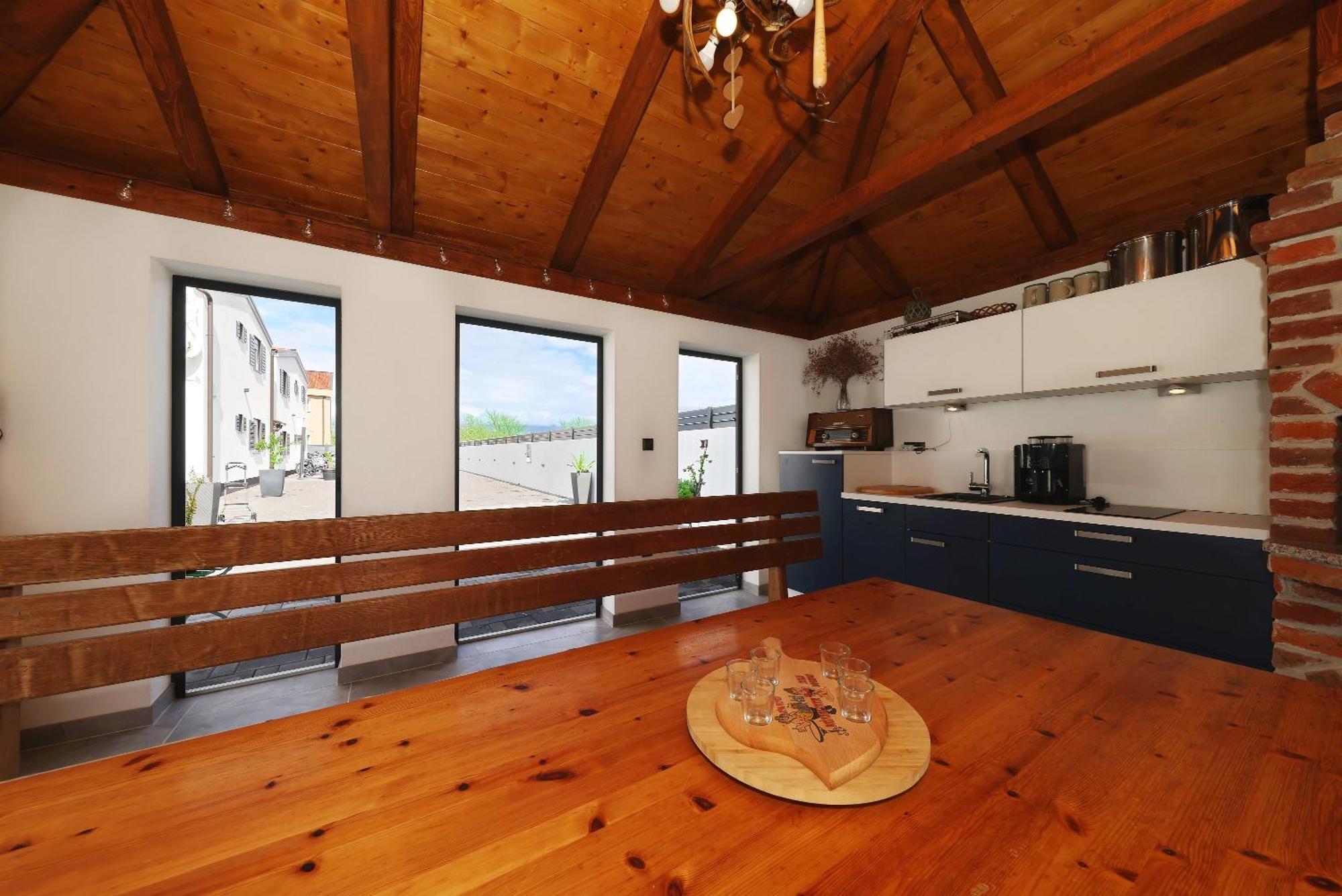 Apartments Rosini, 300M From The Beach With Shared Tavern And Bikes, 닌 외부 사진